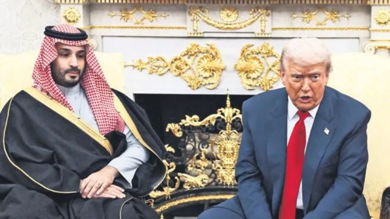 Trump: Erdoğan'ın Talebi Üzerine Suriye'ye Yönelik Yaptırımlar Kaldırıldı