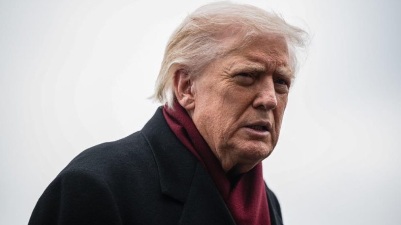 Trump'tan Zelenski'ye Tepki: Çabalarımıza Hiçbir Şekilde Minnet Göstermedi