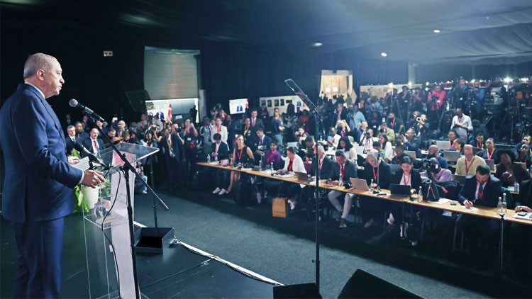 T&uuml;rkiye, Rusya-Ukrayna Barışı İ&ccedil;in Faaliyetlerini Arttırıyor