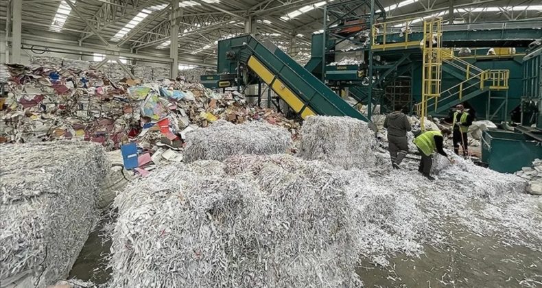 Türkiye'de 120 Milyon Ton Atık Oluştu: 42,2 Milyonu Tehlikeli!