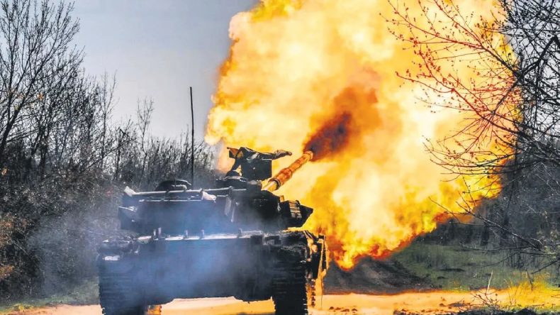 Ukrayna'daki Gerilim Atlantik Okyanusu'na Taşınıyor