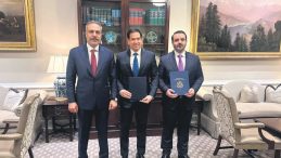 Üçlü Zirveden Kritik Uzlaşma