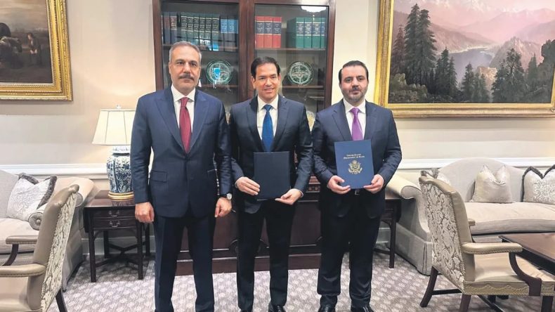 Üçlü Zirveden Kritik Uzlaşma