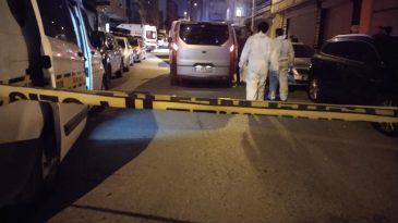 &Uuml;mraniye'de Şok Edici Olay! Cinnet Ge&ccedil;iren Baba, Oğlunu ve Kardeşini &Ouml;ld&uuml;rd&uuml;