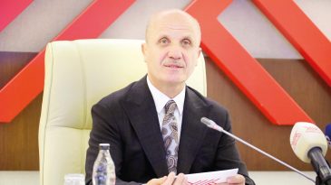 &Uuml;niversiteden 3 Yılda Mezuniyet Seneye