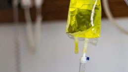 Uzmanlardan 'Sarı Serum' İ&ccedil;in &Ouml;nemli Uyarı! Bilin&ccedil;siz Kullanımı Kalbe Zarar Verebilir…