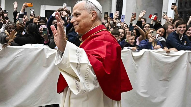 Vatikan Devlet Başkanı Papa 14. Leo, Kutsal Ruh Katolik Kilisesi'nde Konuşma Ger&ccedil;ekleştirdi