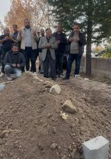 Veysel Bilen g&ouml;zyaşlarıyla son yolculuğuna uğurlandı