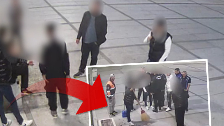 Vurdumduymaz Gençlere Büyük Şok! Kürek ve Süpürgeyle Temizlediler