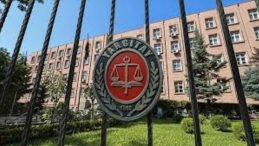 Yargıtay'dan Apartman Kamerası Kararına Onama: &Ouml;zel Hayatın Gizliliği İhlal Ediliyor