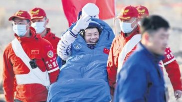 Yedek Mekikle D&uuml;nya&rsquo;ya D&ouml;nd&uuml;ler