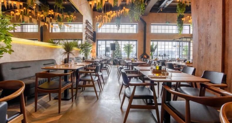 Yiyecek İ&ccedil;ecek Sekt&ouml;r&uuml;nde Zorunlu Servis &Uuml;creti Yasaklanıyor