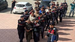 Yunan Adaları'na Geçmeye Çalışan 8 FETÖ Şüphelisi Yakalandı