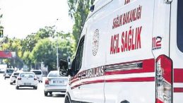 Yurtta Bayan &Ouml;ğrenciler Arasında Bı&ccedil;aklı Kavga