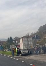 Zonguldak&rsquo;ta Otomobil TIR&rsquo;a Saplandı: 2 Yaralı!