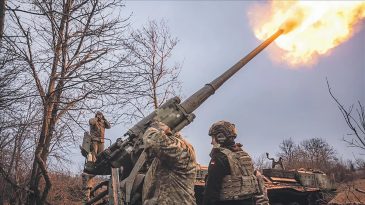 'Ukrayna Barışı İki Engel ile Karşı Karşıya'