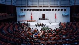 11. Yargı Paketi Yasalaştı: Binlerce H&uuml;k&uuml;ml&uuml;ye Tahliye İmkanı!