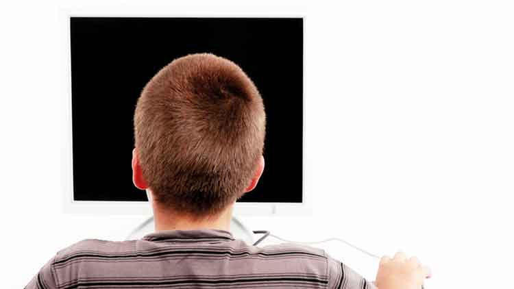 15 Yaş Altına Dijital Fren… Sosyal Medyaya &lsquo;İngiltere Modeli&rsquo; &Ouml;nerisi