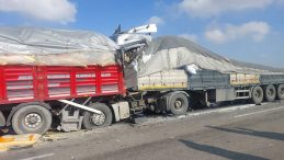 4 TIR Zincirleme Kazaya Karıştı: 1 Kişi Hayatını Kaybetti, 2 Kişi Yaralandı