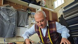 46 Yıldır Mesleğine "Aşk" ile Bağlı!