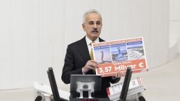 5G i&ccedil;in net tarih verdi… Bakan Uraloğlu: 2 yılda t&uuml;m &uuml;lkemizde yaygınlaştıracağız