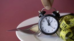 62 Günlük Deney Şaşırttı: Oruç, Kilo Verdirmenin Yanında Beyni de Yeniliyor!