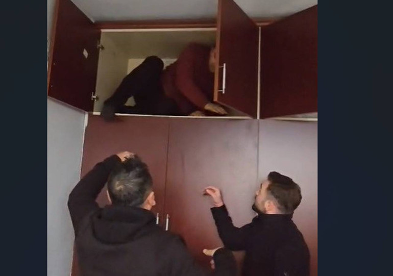 Baskın sırasında evde yapılan arama