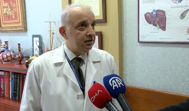 Mantar zehirlenmesi sonucu hastanede tedavi edilen Batuhan Badak