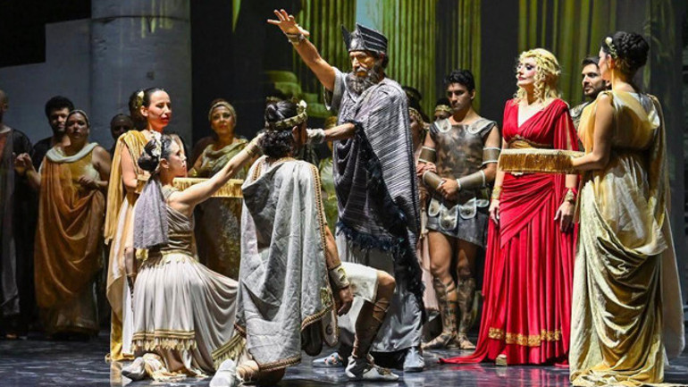 Troya Operası Görseli