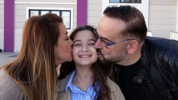 9 Yaşındaki Lina'dan G&ouml;ğ&uuml;s Kabartan Başarı: T&uuml;rkiye'yi Temsil Edecek