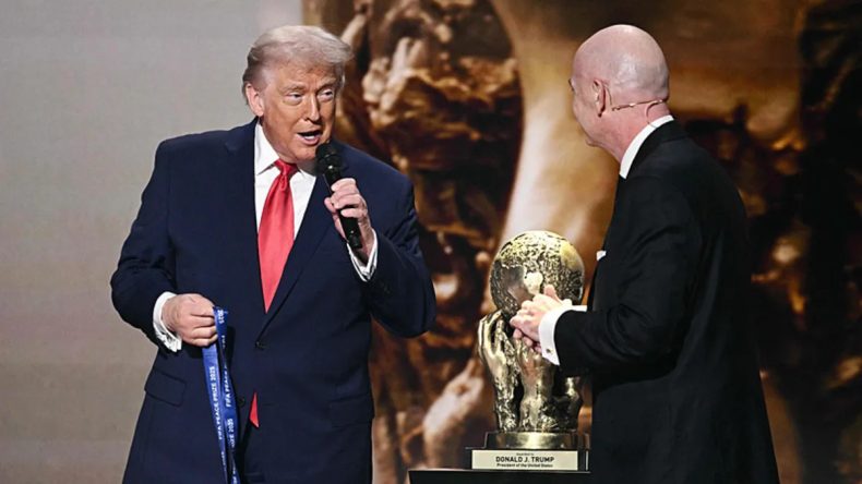 ABD Başkanı Trump&rsquo;a FIFA&rsquo;dan Barış &Ouml;d&uuml;l&uuml;!