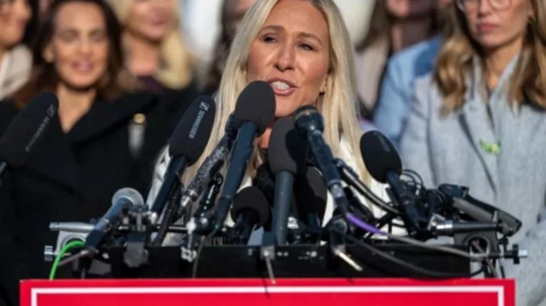 ABD Kongresi &Uuml;yesi Greene'den Trump'a 'İsrail Lobisi' Eleştirisi: Ben ABD'yi &Ouml;n Plana &Ccedil;ıkarıyorum