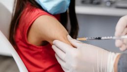 ABD&rsquo;de Covid-19 Aşıları &Uuml;zerine İnceleme Başlatıldı