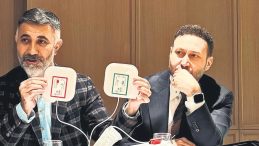 Acil Tıp&ccedil;ılardan Kalp Şoklama Dersi