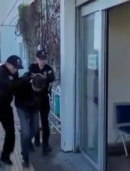 Adana'da Sokak Ortasında Komşusunu Vuran Şüpheli Tutuklandı: 'Gururum İncindi'