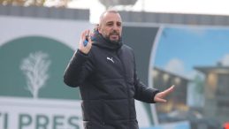 Adem &Ccedil;ağlayan: Elazığspor şartlar ne olursa olsun bu durumda olmamalı!