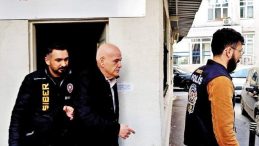 Ahmet &Ccedil;akar Hastaneye Kaldırıldı