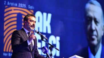 AK Parti Ankara&rsquo;da AK El&ccedil;i Projesini Tanıttı: Her Kapıya Bir G&ouml;n&uuml;l, Her Binaya Bir AK El&ccedil;i