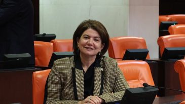 AK Parti Diyarbakır Milletvekili Suma Kepolu Ataman: Bu &uuml;lke; annelerin g&ouml;zyaşı &uuml;zerinden değil duası &uuml;zerinden y&uuml;kselecektir