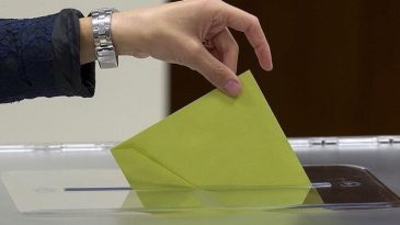 AK Parti ve MHP'den Şehzadeler Belediyesi ile İlgili &Ouml;nemli Karar