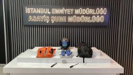 Alışverişten D&ouml;nd&uuml;kten Sonra Kadını Gasp Eden Kasklı Şahıs Yakalandı! Olayın Arkasındaki Azmettiren Kişi Akrabası &Ccedil;ıktı