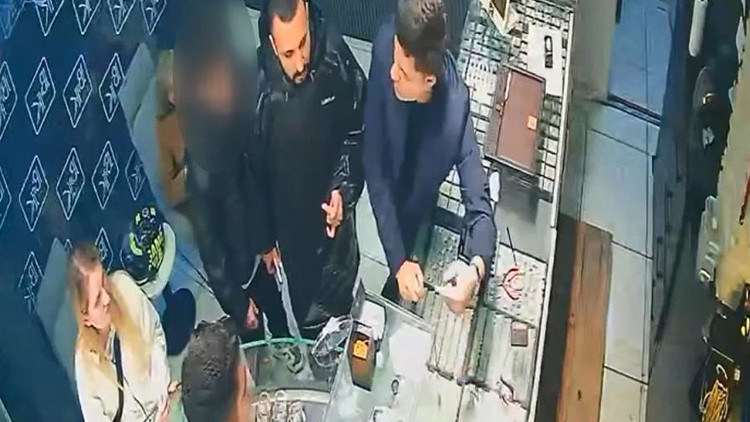 Altınları Kaybolan Kadının Şok Olunacak İfadesi: Kumar Borcum Vardı!