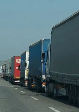 Amasya'da G&ouml;&ccedil;men Operasyonu: &Ccedil;uvalların Arasına Saklanmışlar!