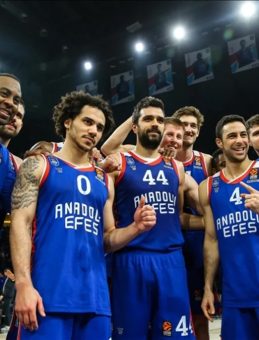 ANADOLU EFES EUROLEAGUE MA&Ccedil;I: Zalgiris – Anadolu Efes Ne Zaman, Saat Ka&ccedil;ta ve Hangi Kanalda?