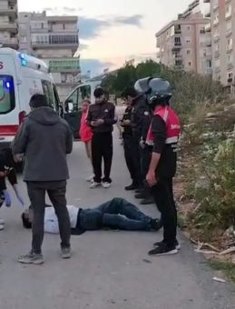 Antalya'da korkunç bir saldırı: Sokakta husumetliyle karşılaştı, bıçaklandı