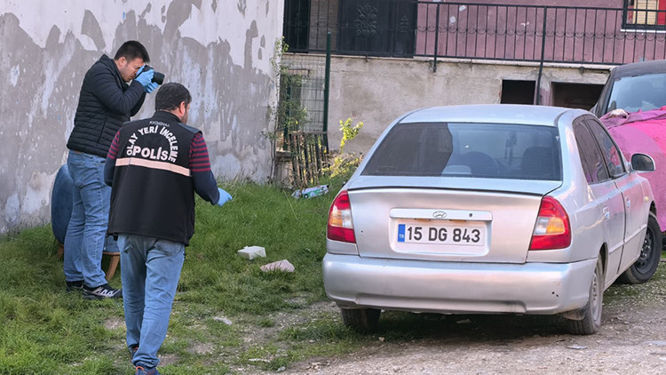 Arkadaşına Emanet Verdiği Aracını G&ouml;r&uuml;nce Şok Oldu! Hemen Polisi Aradı, İnceleme Başlatıldı