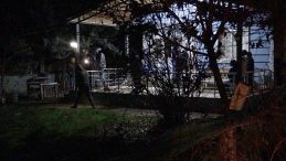 Arkadaşların Silahla Eğlencesi Kanlı Sonu&ccedil;landı: 1 Kişi Yaralandı