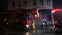 Arnavutköy’de Fabrikada Yangın: 1’i Ağır 3 Kişi Yaralandı