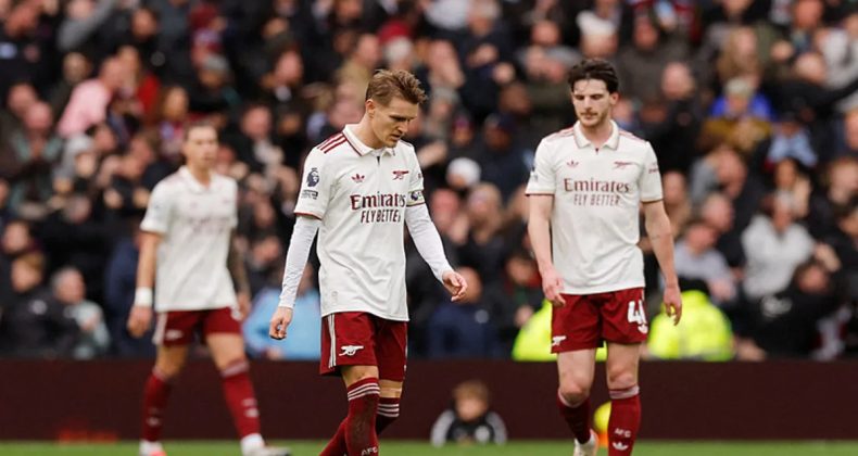 Arsenal, Aston Villa Deplasmanında Son Dakikalarda Yıkıldı