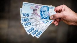 Asgari &Uuml;cret 9 Kat Artacak! Yeni Yılda T&uuml;ketici ve İşverenler İ&ccedil;in Bir&ccedil;ok D&uuml;zenleme Bekleniyor